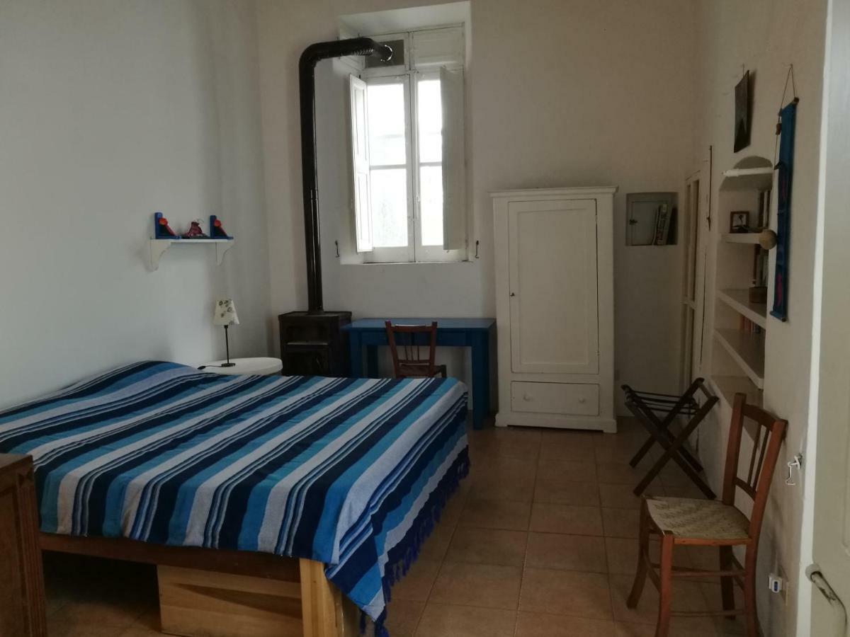 ストロンボリ Casa Carlotta Bed & Breakfast エクステリア 写真