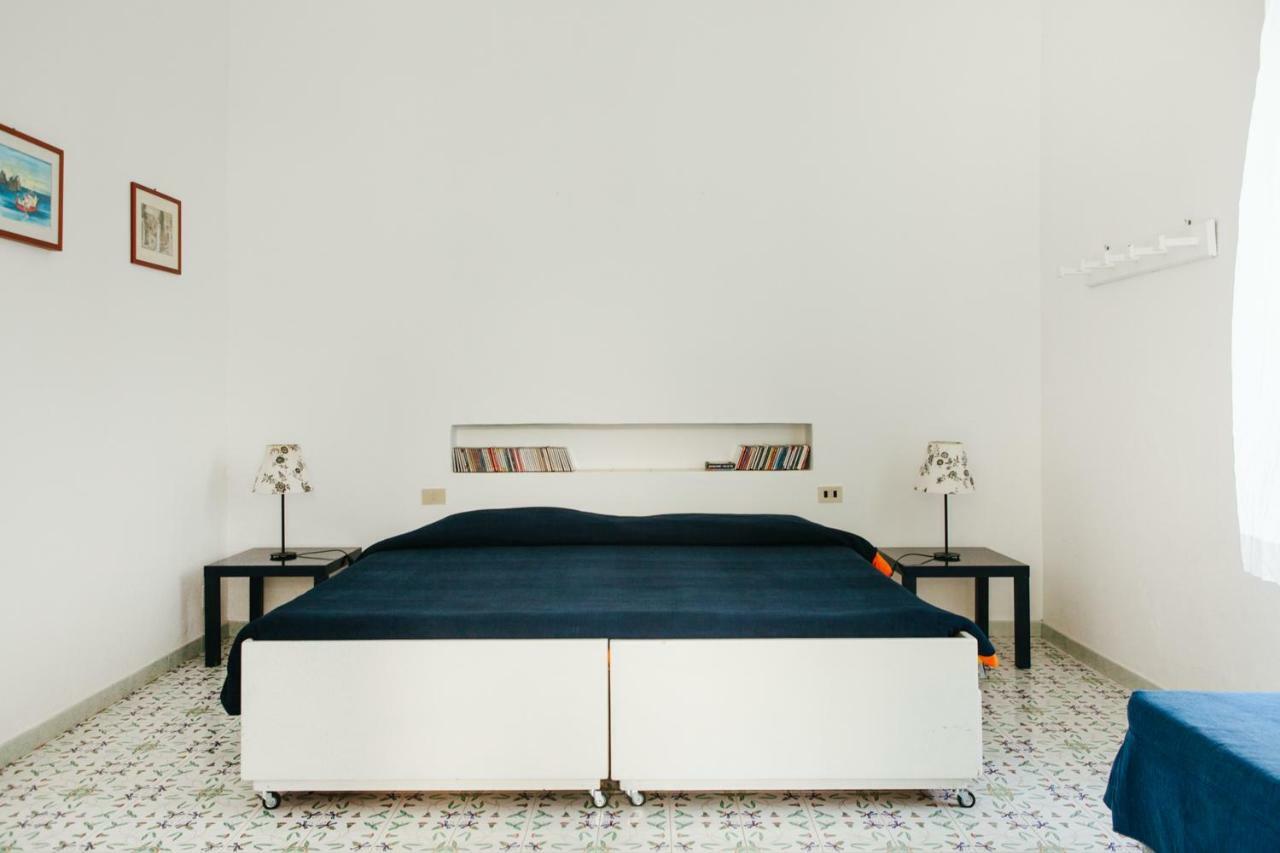 ストロンボリ Casa Carlotta Bed & Breakfast エクステリア 写真